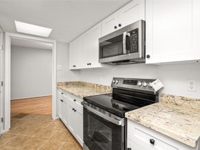 2238 S Piney Point Road 102, Houston TX 77063