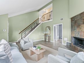 9810 Charter Ridge Drive, Houston TX 77070