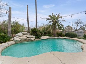 9810 Charter Ridge Drive, Houston TX 77070