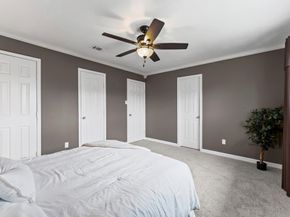 9810 Charter Ridge Drive, Houston TX 77070