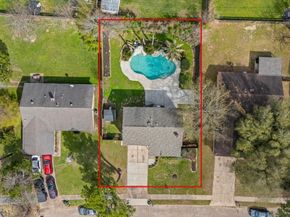 9810 Charter Ridge Drive, Houston TX 77070