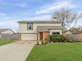 9810 Charter Ridge Drive, Houston TX 77070