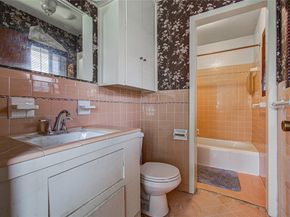 4315 Sanford Road, Houston TX 77035