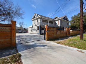 7124 Avenue F 20, Houston TX 77011