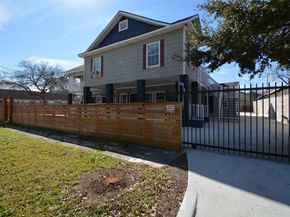 7124 Avenue F 20, Houston TX 77011