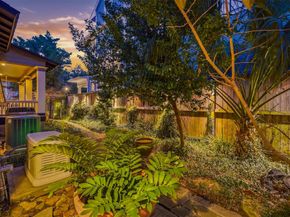 110 Stratford Street, Houston TX 77006