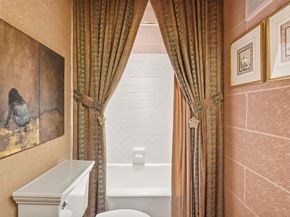 110 Stratford Street, Houston TX 77006