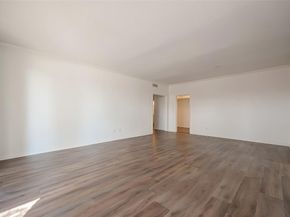 2400 N Braeswood Boulevard 106, Houston TX 77030