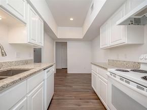 2400 N Braeswood Boulevard 106, Houston TX 77030