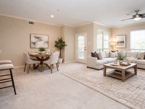 6607 Lake Woodlands Drive 223, The Woodlands TX 77382