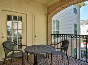 6607 Lake Woodlands Drive 223, The Woodlands TX 77382