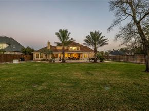 25603 Windy Isle Court, Spring TX 77389