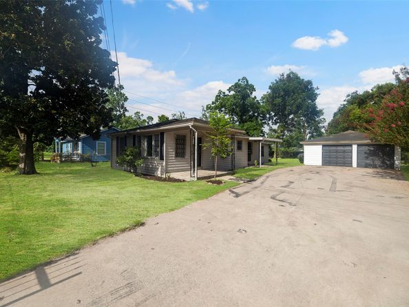 9217 Camay Drive, Houston TX 77016