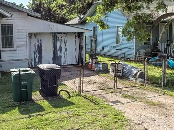 1301 Boulder Street, Houston TX 77012