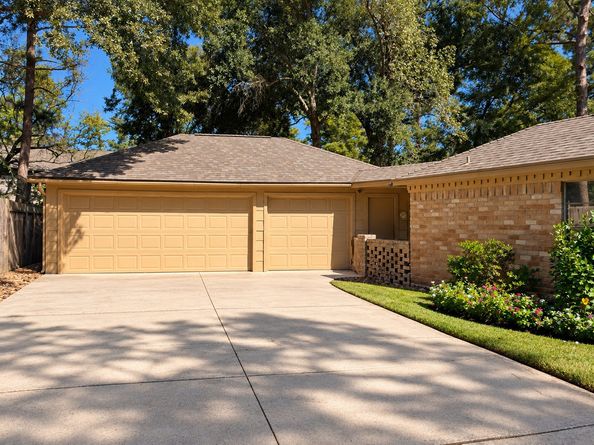 6302 Meadowtrace Drive, Spring TX 77389