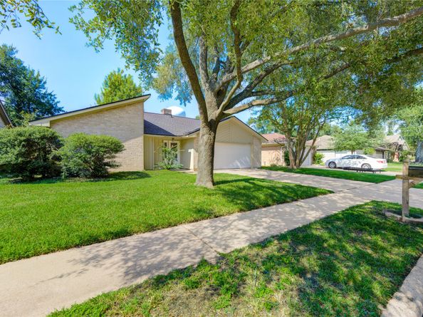 15642 Pagehurst Drive, Houston TX 77084