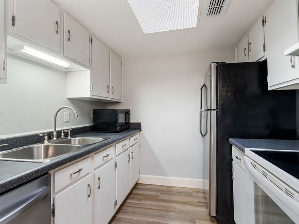 2224 S Piney Point Road 117, Houston TX 77063