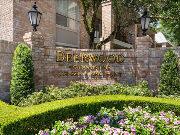 2224 S Piney Point Road 117, Houston TX 77063