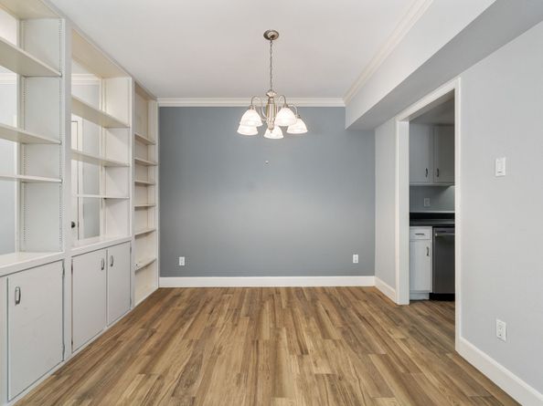 2224 S Piney Point Road 117, Houston TX 77063