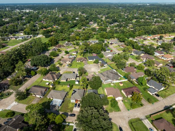 11115 Burningbush Lane, Houston TX 77016