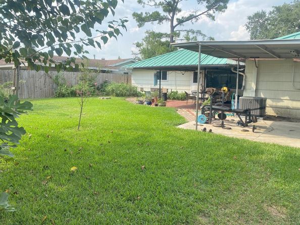 8001 Hammerly Boulevard, Houston TX 77055