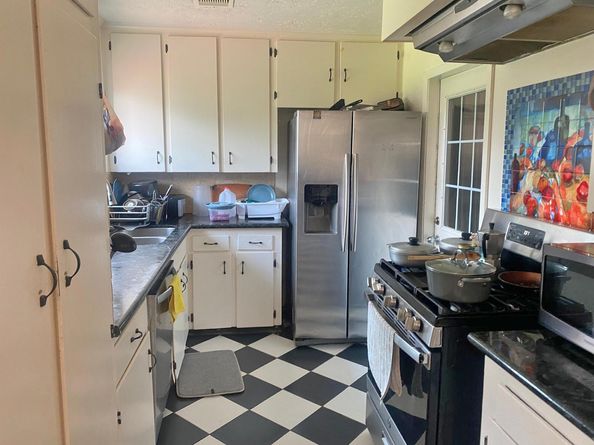 8001 Hammerly Boulevard, Houston TX 77055