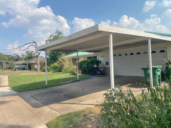 8001 Hammerly Boulevard, Houston TX 77055