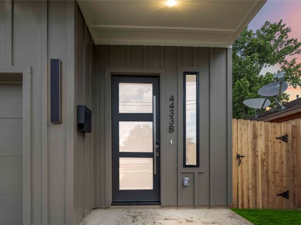 4505 Phlox Street, Houston TX 77051