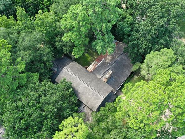 1010 River Bend Drive, Houston TX 77063