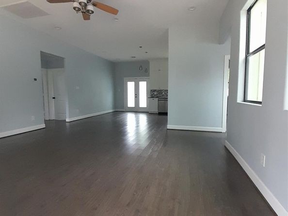 7828 Pardee Street, Houston TX 77028