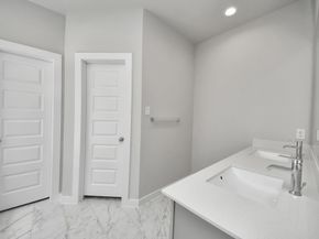 12039 Maple Oak Drive, Houston TX 77066