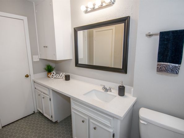 103 E Janisch Road, Houston TX 77022