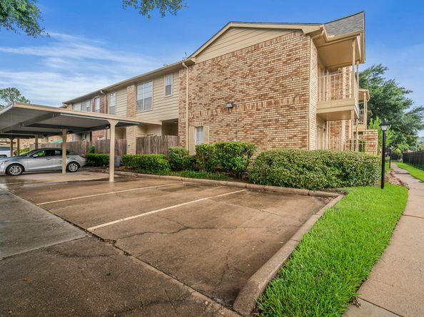 1515 Sandy Springs Road 1103, Houston TX 77042