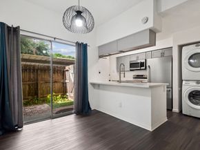 1515 Sandy Springs Road 1103, Houston TX 77042