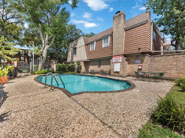 484 N Post Oak Lane 484, Houston TX 77024