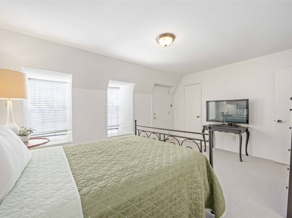 484 N Post Oak Lane 484, Houston TX 77024