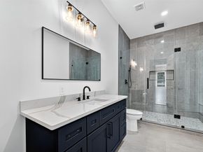 6001 Norhill Boulevard, Houston TX 77009
