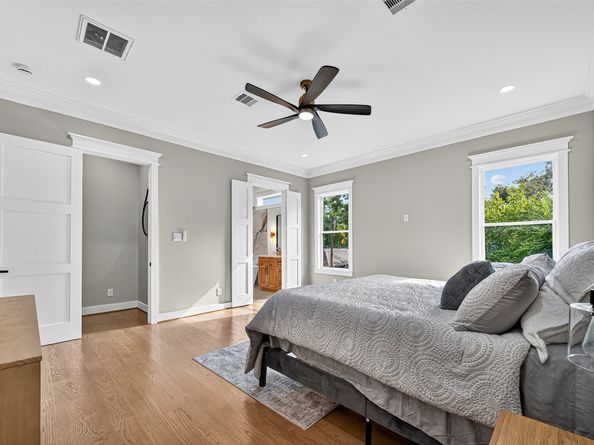 6001 Norhill Boulevard, Houston TX 77009