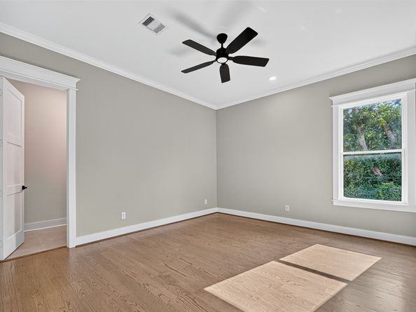 6001 Norhill Boulevard, Houston TX 77009