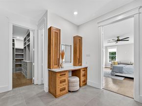 6001 Norhill Boulevard, Houston TX 77009