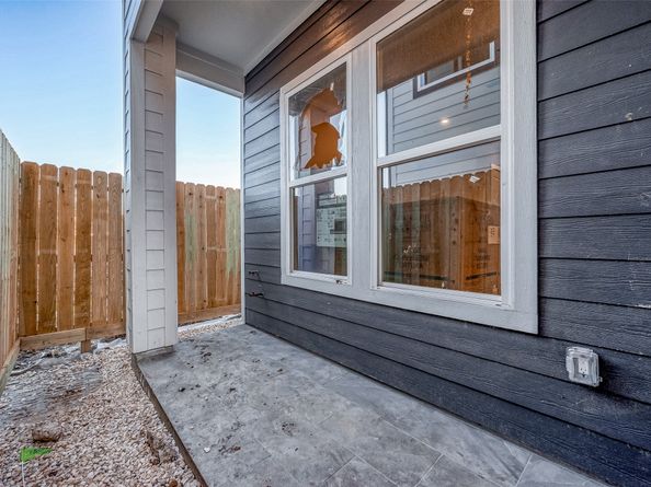 6840 Del Rio Street, Houston TX 77021