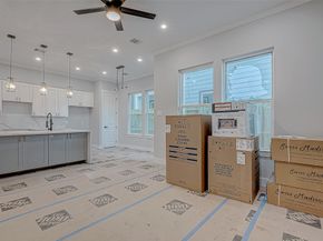 6840 Del Rio Street, Houston TX 77021