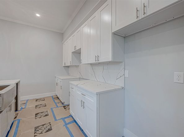 6840 Del Rio Street, Houston TX 77021