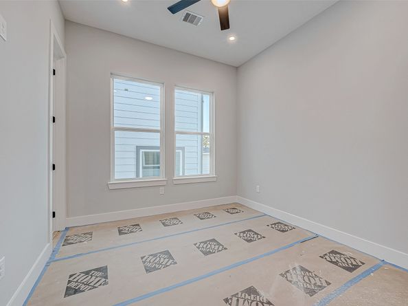 6840 Del Rio Street, Houston TX 77021