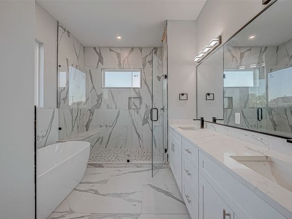 6840 Del Rio Street, Houston TX 77021