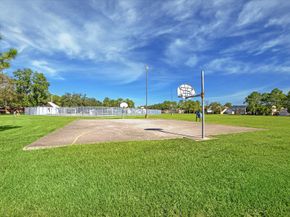 15512 Tadworth Court, Houston TX 77062