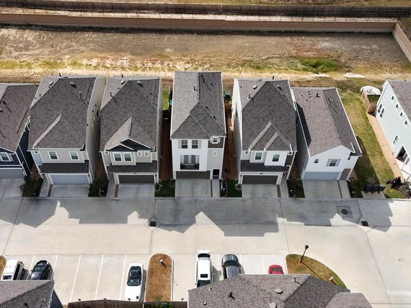 3215 Cedar Dawn Lane, Houston TX 77091