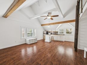 1315 W 22nd Street, Houston TX 77008