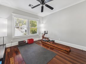 1315 W 22nd Street, Houston TX 77008
