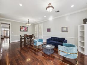 1315 W 22nd Street, Houston TX 77008
